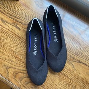 Rothy’s black round toe flats
